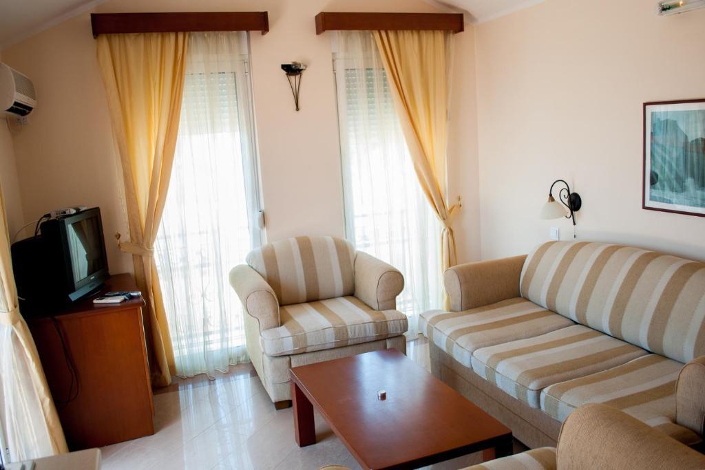 Apartments Villa Sveti Nikola Budva Bilik gambar